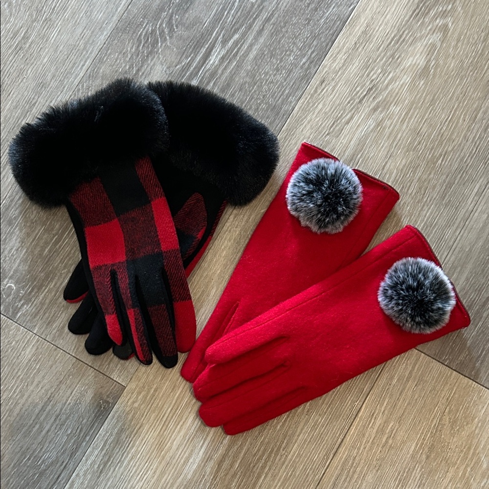 Mud Pie Red and Black Plaid Gloves with Fur Trim